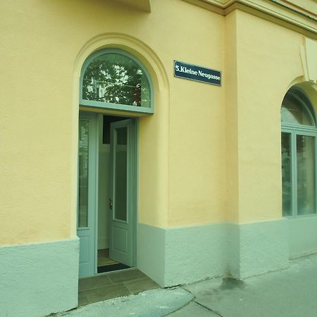 Naehe Naschmarkt Vienna Esterno foto